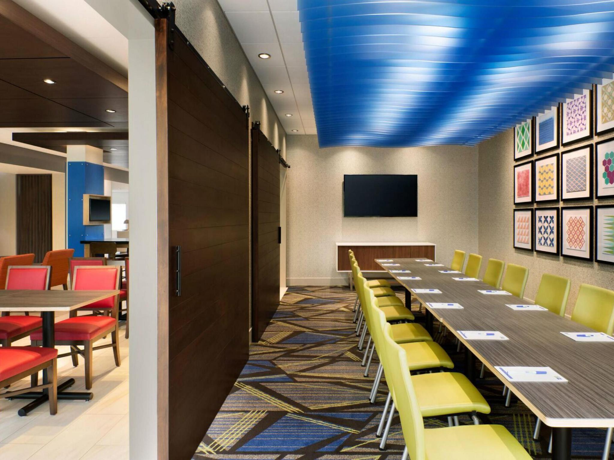 Holiday Inn Express - Auburn Hills South By Ihg Екстер'єр фото